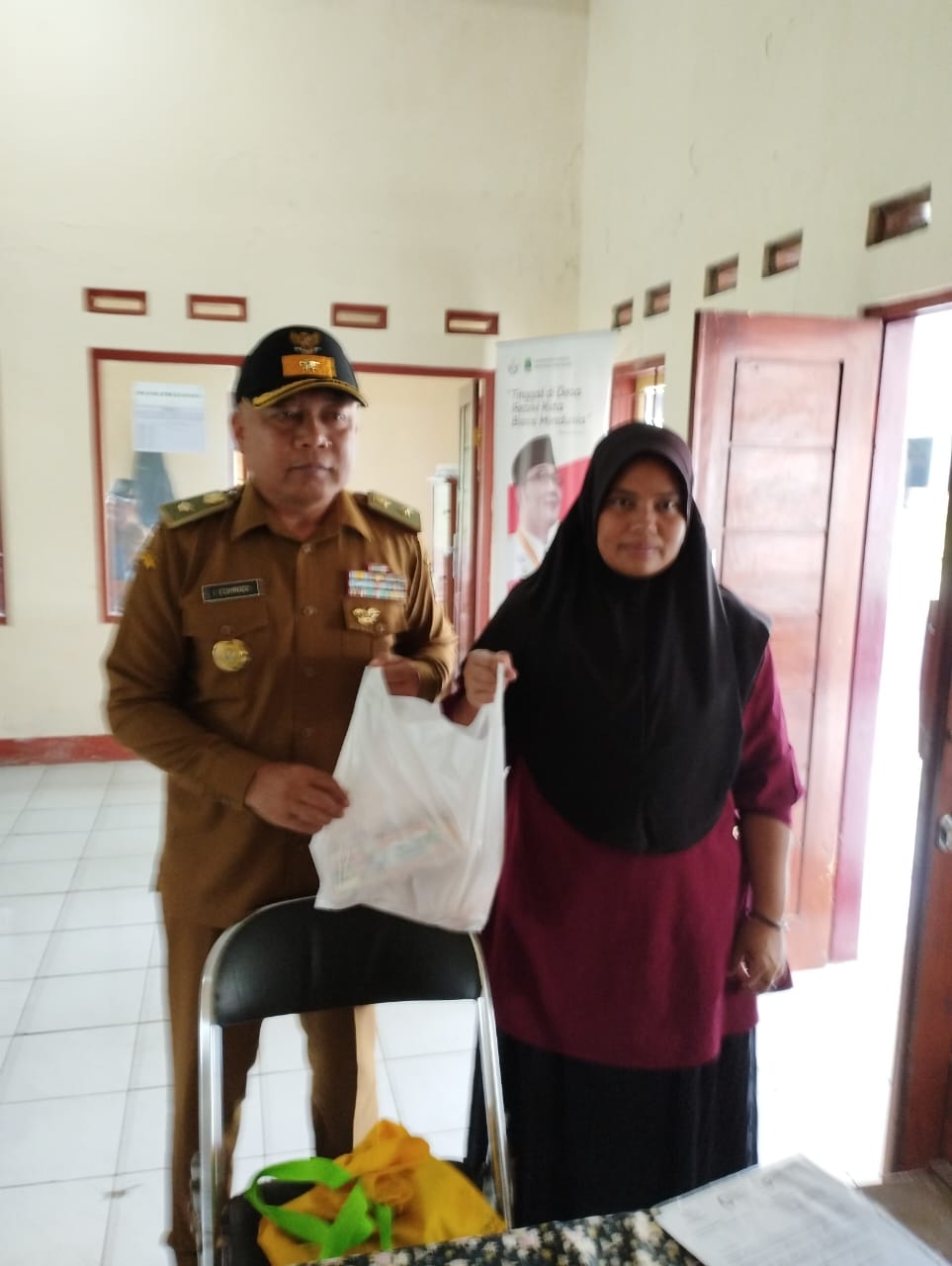 Penyaluran Bantuan Pangan di Desa Lumbungsari