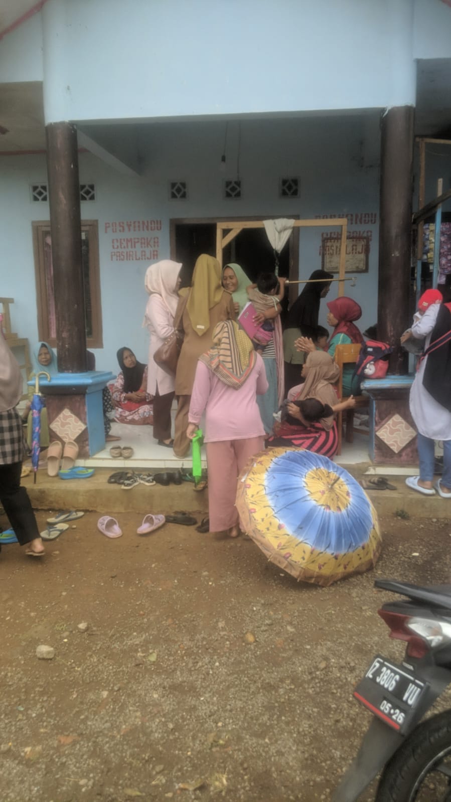 Pelaksanaan Pos Yandu di Dusun Pasirlaja