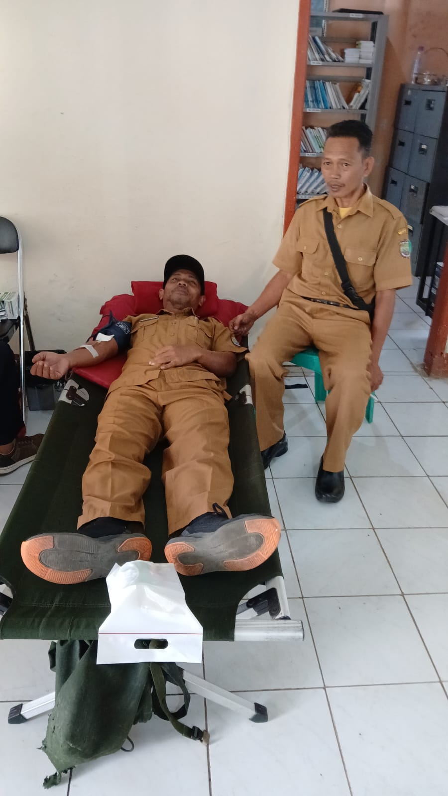 PELAKSANAAN DONOR DARAH DI DESA LUMBUNGSARI